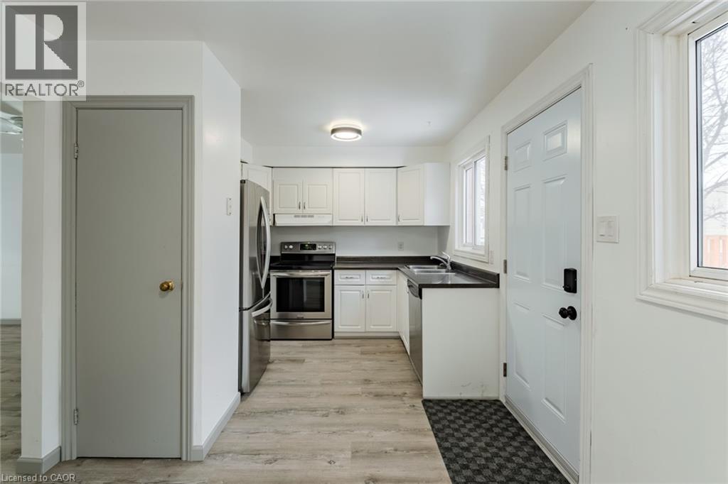 392 Springbank Avenue N Unit# 5, Woodstock, Ontario  N4T 1L5 - Photo 6 - 40793414