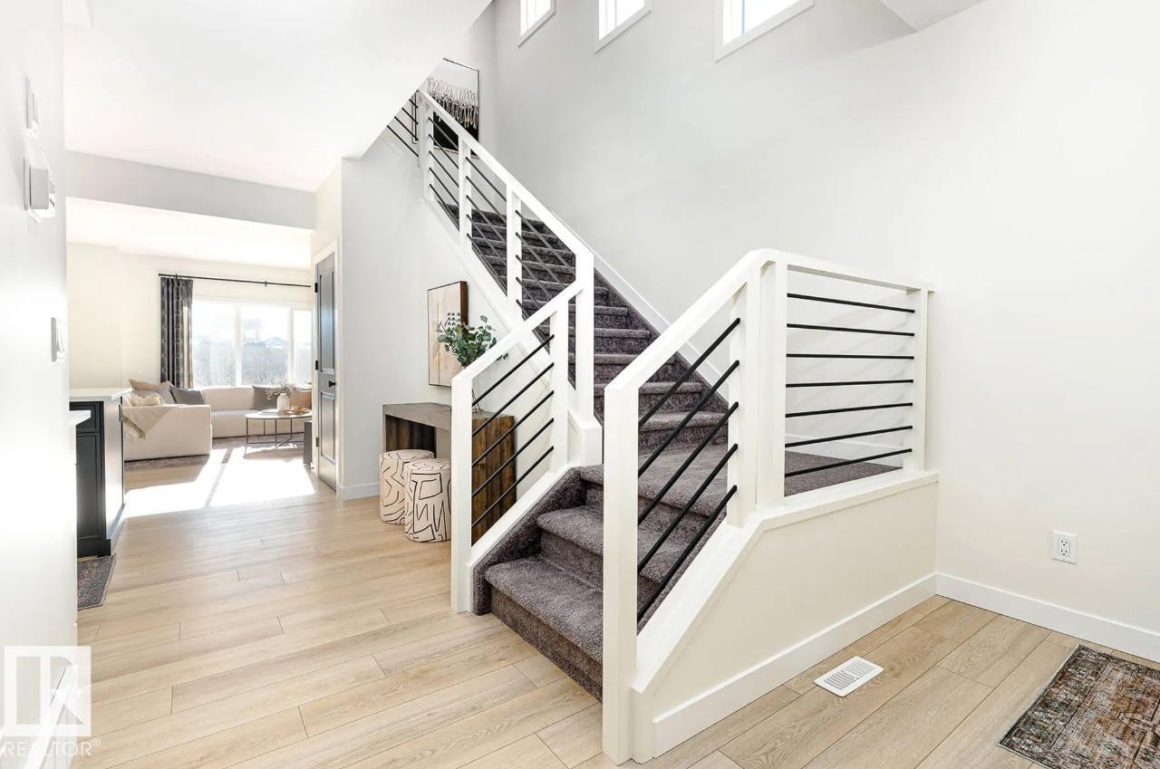 22518 87a Av Nw, Edmonton, Alberta  T5T 7Y6 - Photo 5 - E4467962