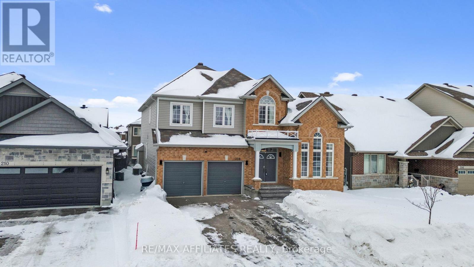 208 Rover Street, Ottawa, Ontario  K2S 1S3 - Photo 2 - X12501446