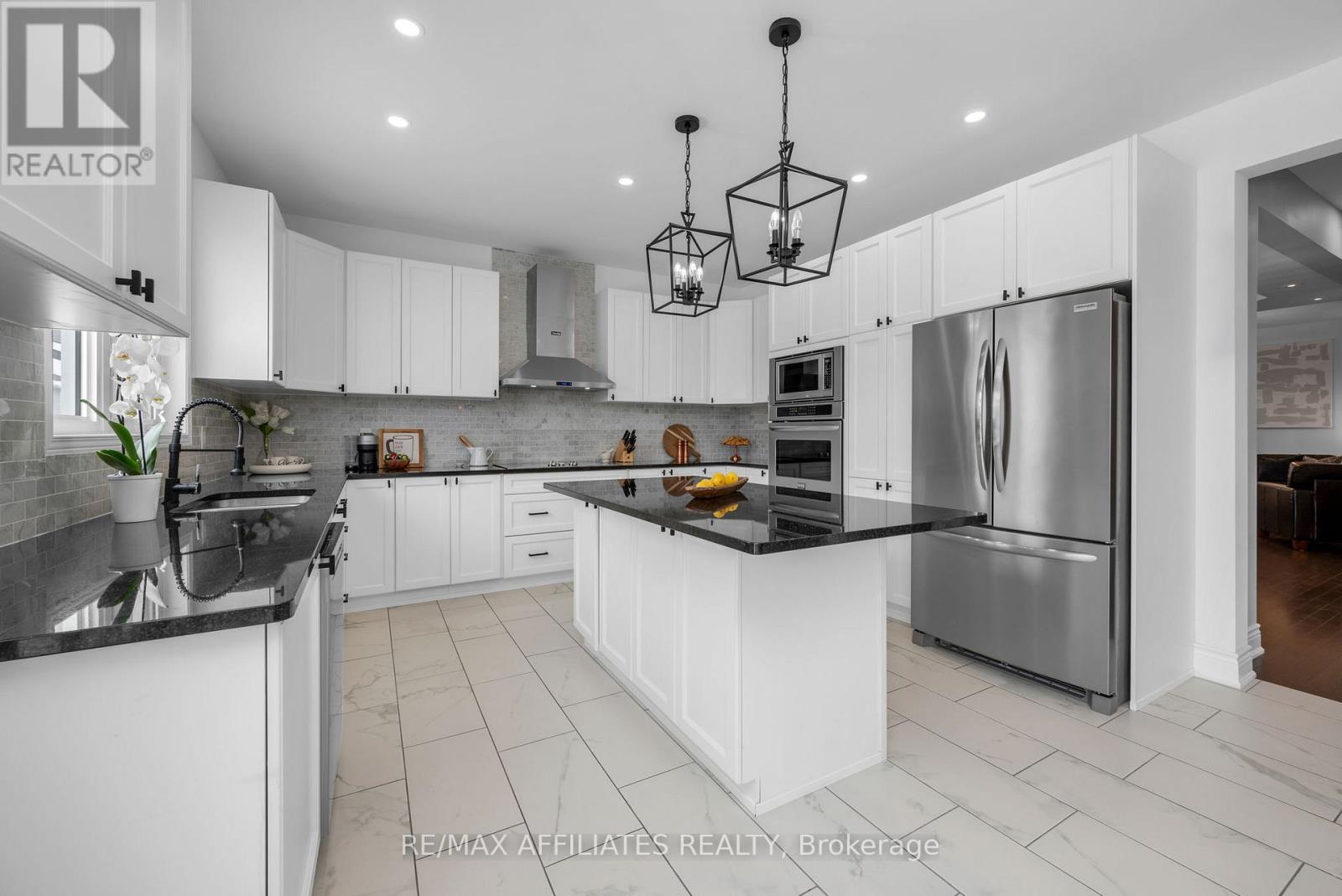 208 Rover Street, Ottawa, Ontario  K2S 1S3 - Photo 19 - X12501446