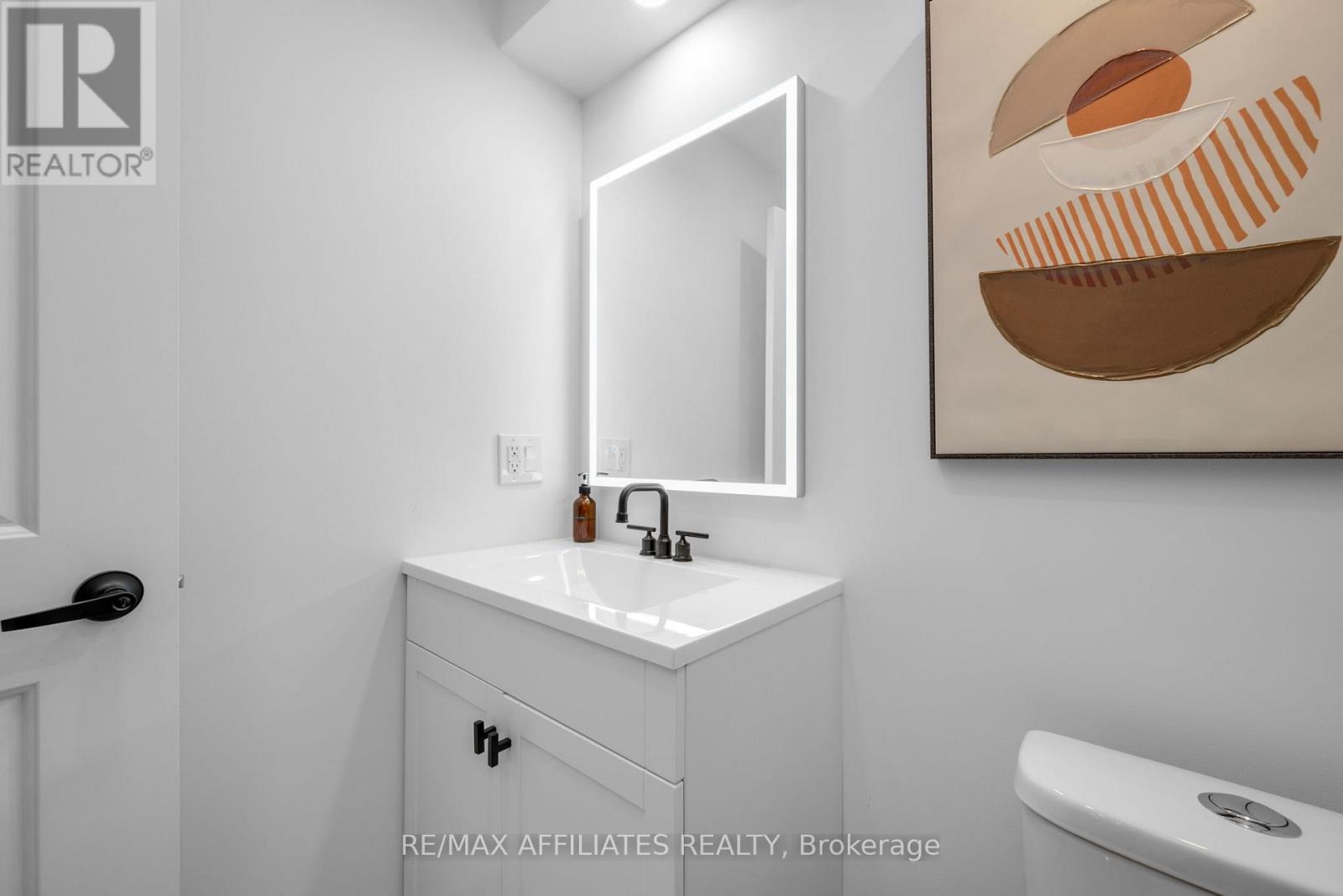 208 Rover Street, Ottawa, Ontario  K2S 1S3 - Photo 46 - X12501446