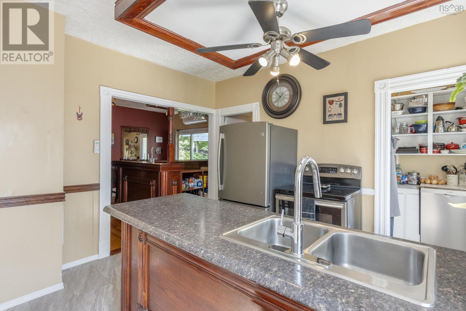 188 Main Street, Middleton, Nova Scotia  B0S 1P0 - Photo 6 - 202522073