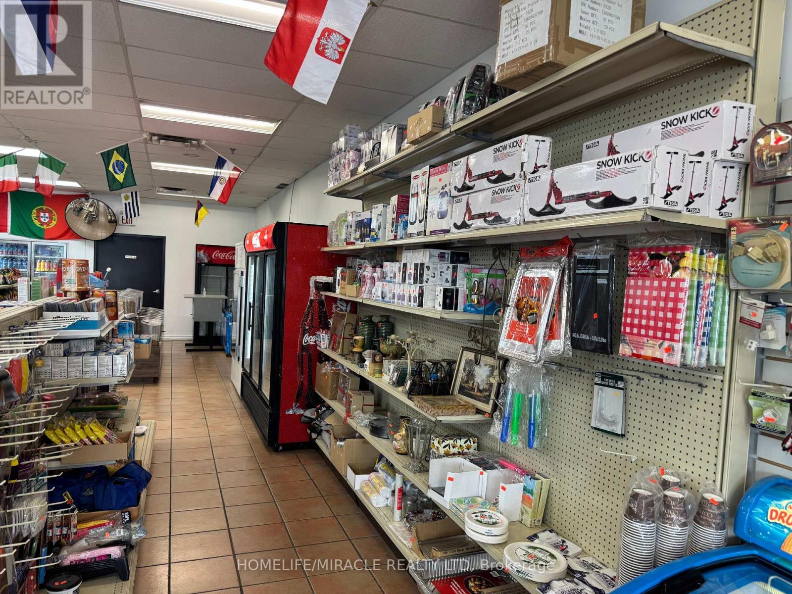 11 - 8633 Western Road, Vaughan, Ontario  L4L 9R6 - Photo 4 - N12617062