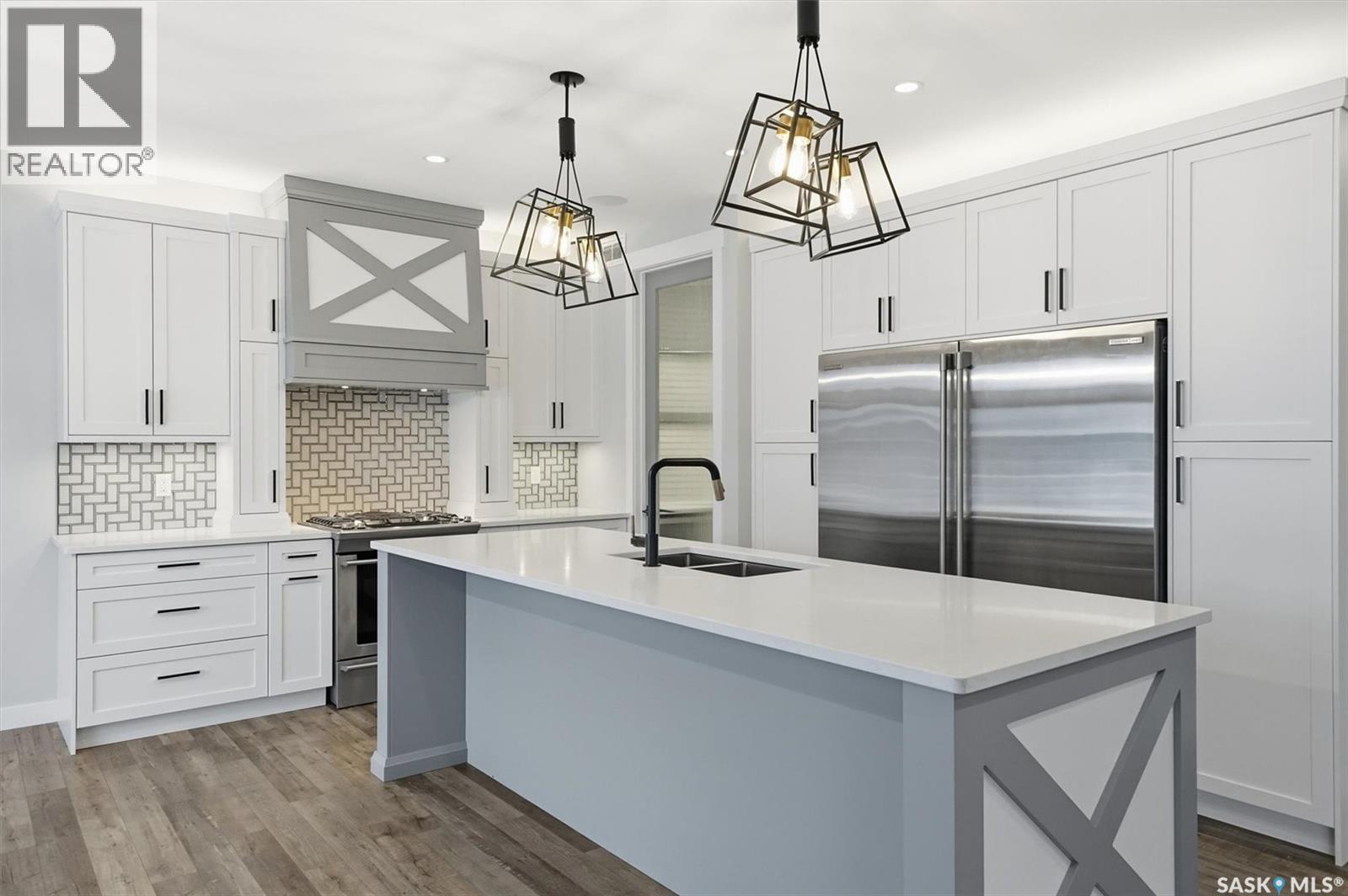 559 Bolstad Turn, Saskatoon, Saskatchewan  S7W 0C2 - Photo 2 - SK025526