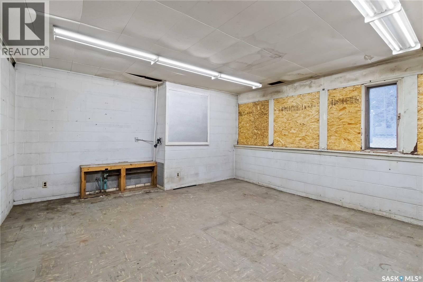 568 18th Street E, Prince Albert, Saskatchewan  S6V 1H3 - Photo 31 - SK025443