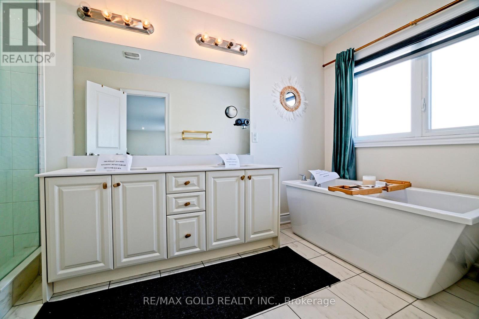 10 Stewart Crescent, Essa, Ontario  L0L 2N0 - Photo 34 - N12628292