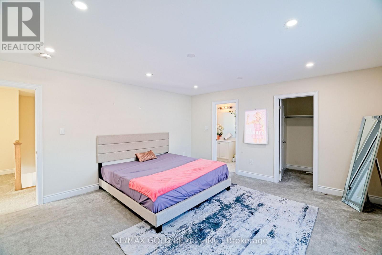 10 Stewart Crescent, Essa, Ontario  L0L 2N0 - Photo 38 - N12628292