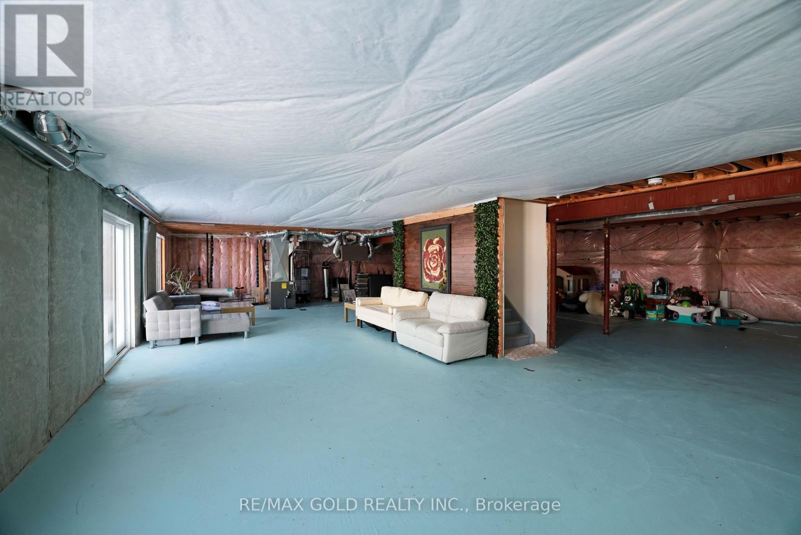 10 Stewart Crescent, Essa, Ontario  L0L 2N0 - Photo 45 - N12628292