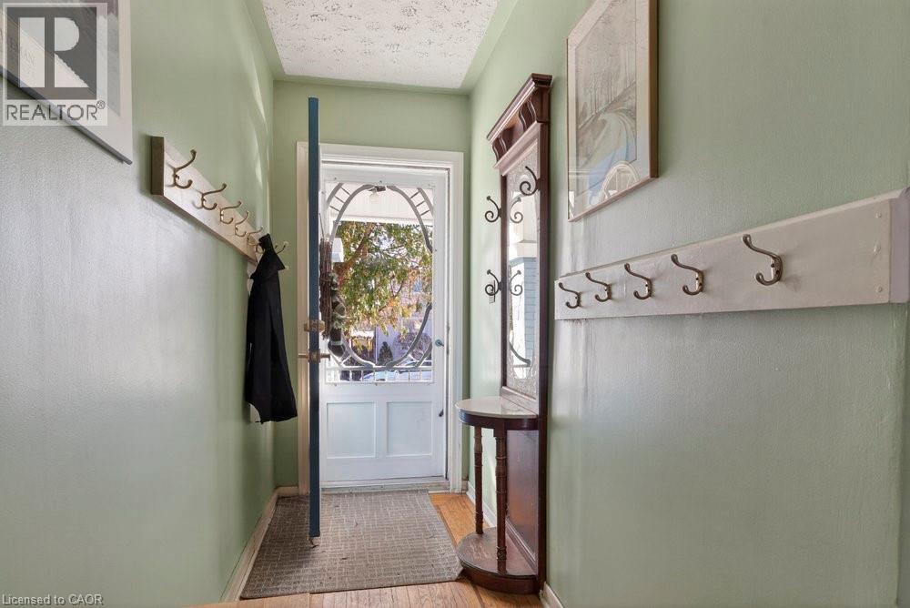 205 Locke Street N, Hamilton, Ontario  L8R 3B1 - Photo 5 - 40788718