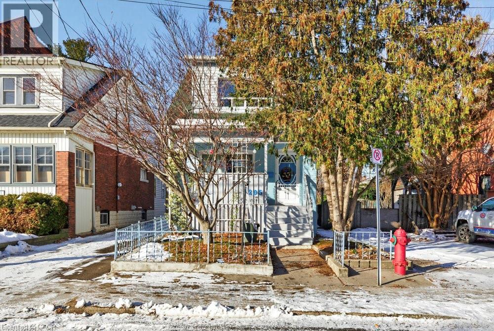 205 Locke Street N, Hamilton, Ontario  L8R 3B1 - Photo 1 - 40788718
