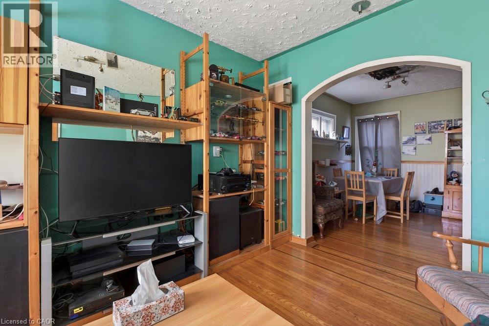 205 Locke Street N, Hamilton, Ontario  L8R 3B1 - Photo 10 - 40788718