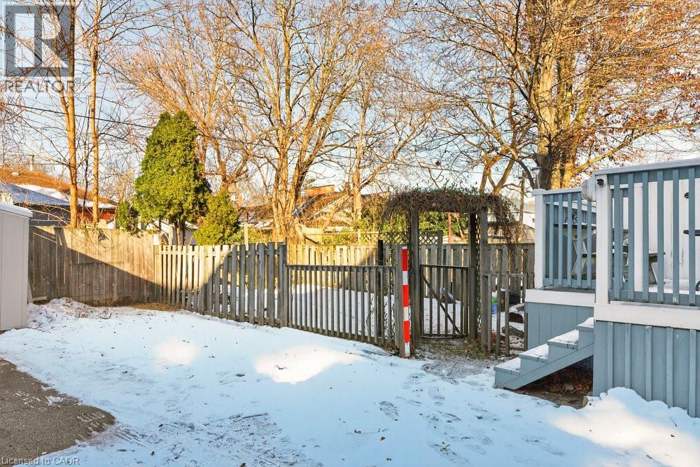 205 Locke Street N, Hamilton, Ontario  L8R 3B1 - Photo 38 - 40788718