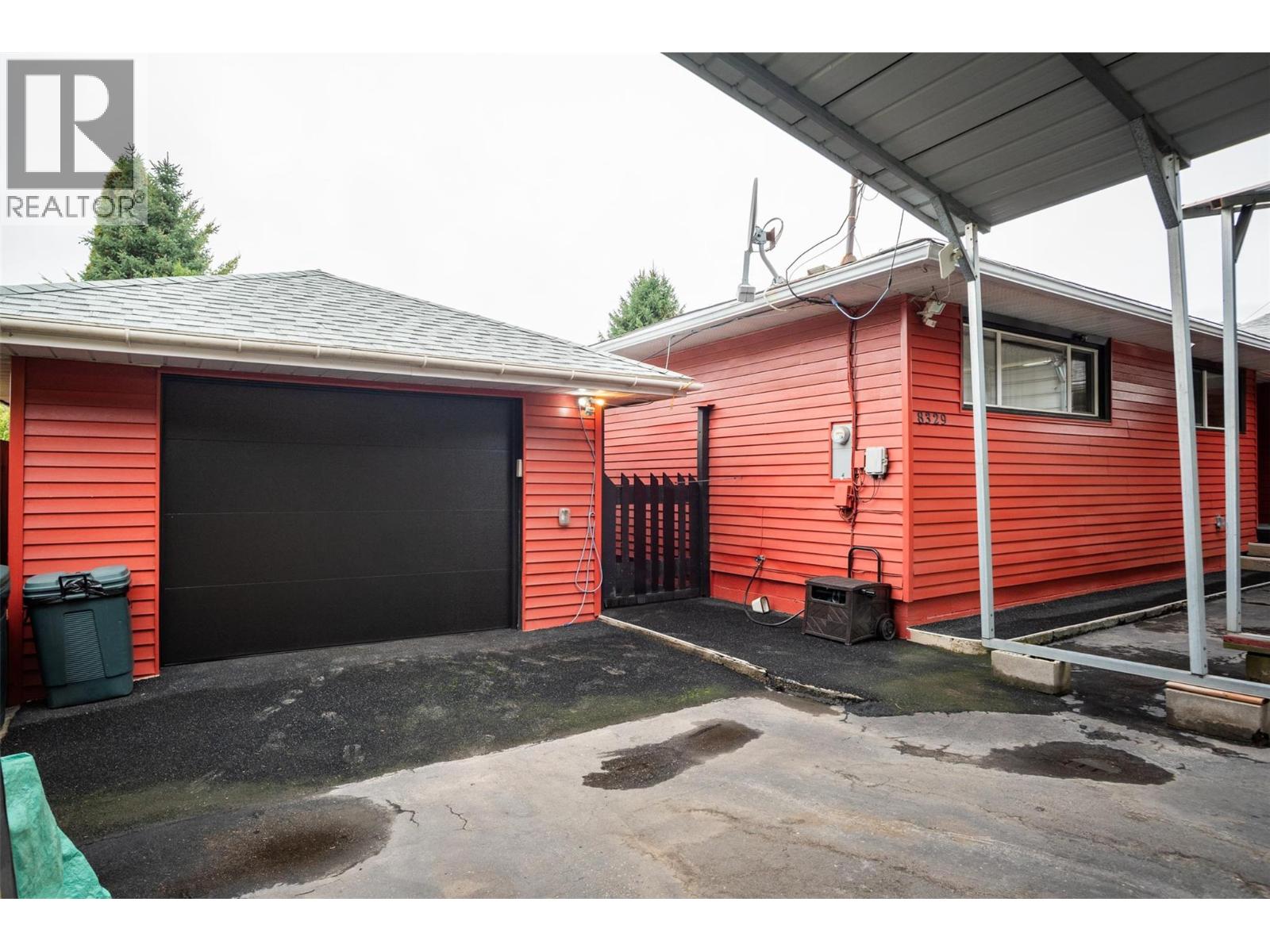 8329 Highway 3b, Trail, British Columbia  V1R 4W3 - Photo 35 - 10366962