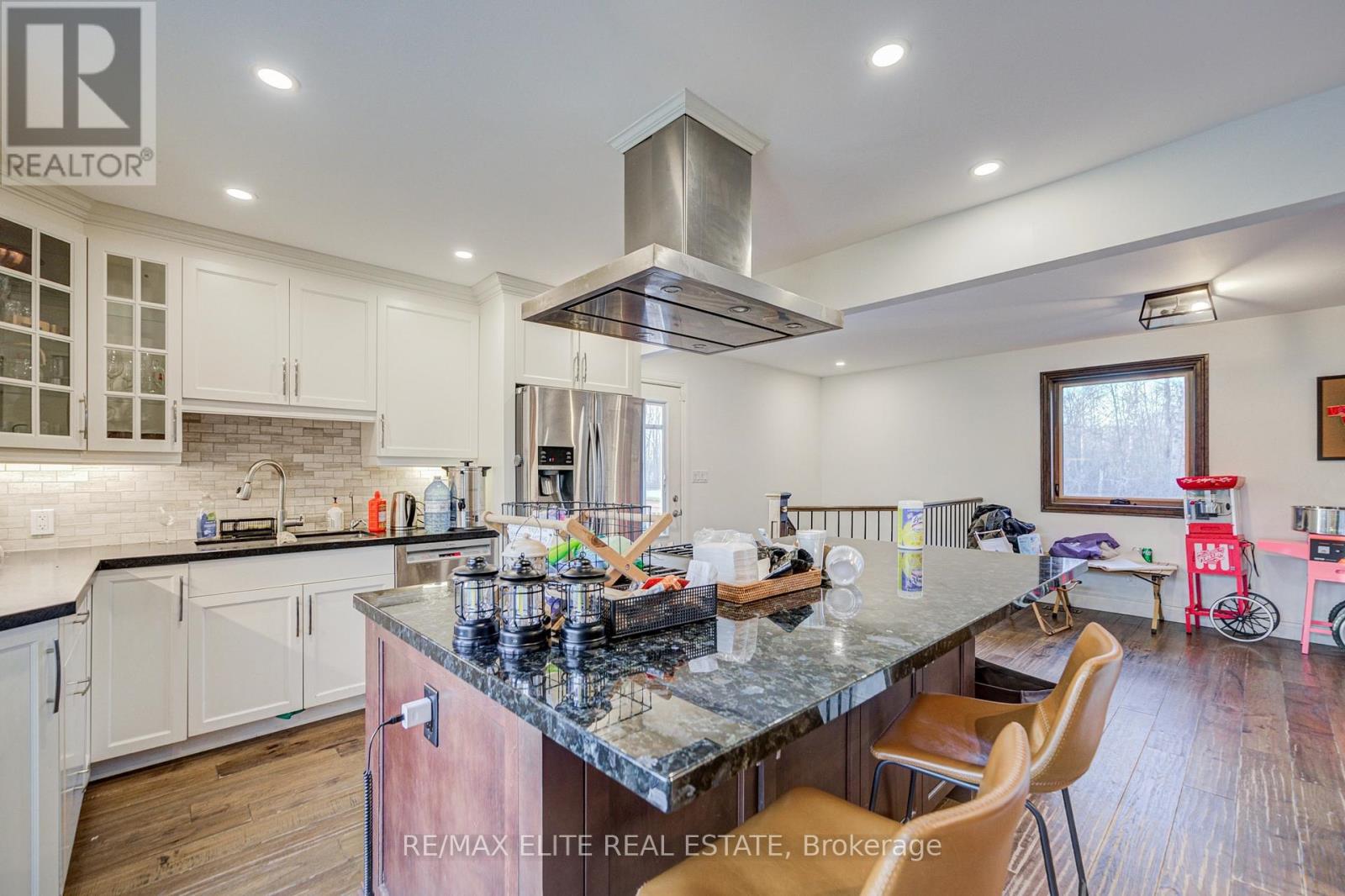 4909 Holborn Road, East Gwillimbury, Ontario  L0G 1M0 - Photo 25 - N12627308