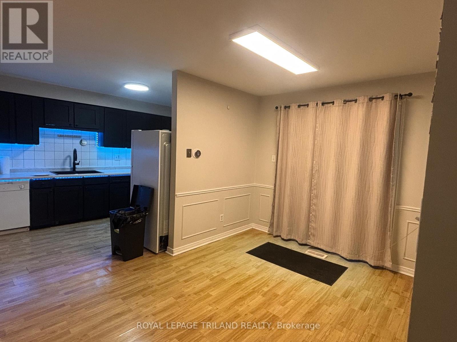 109 Conway Drive, London South, Ontario  N6E 2H4 - Photo 3 - X12628308