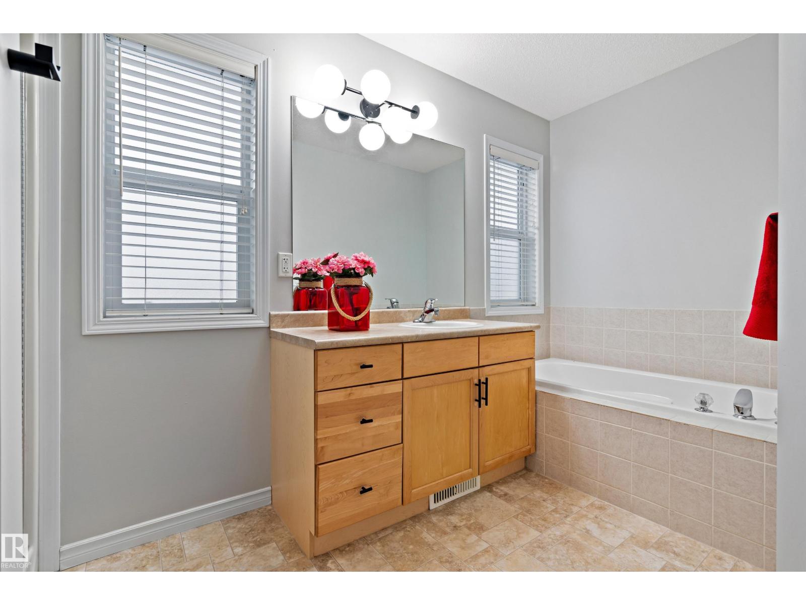 20432 50 Av Nw, Edmonton, Alberta  T6M 2Z8 - Photo 21 - E4467963