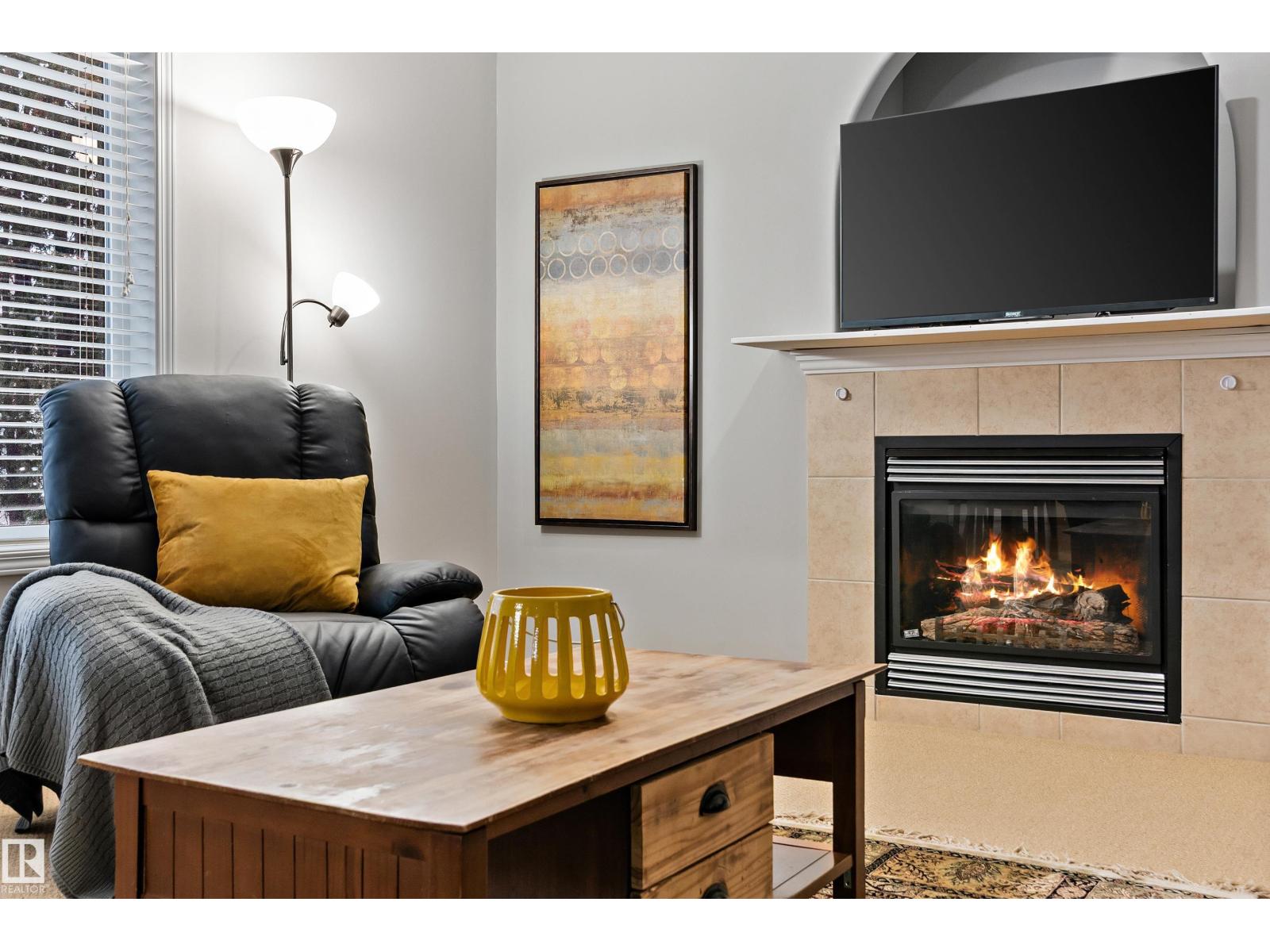 20432 50 Av Nw, Edmonton, Alberta  T6M 2Z8 - Photo 4 - E4467963