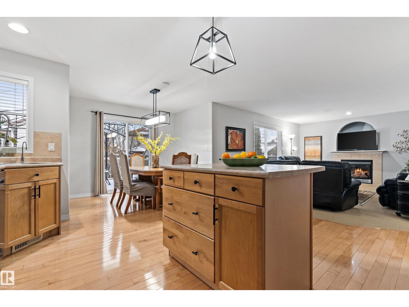 20432 50 Av Nw, Edmonton, Alberta  T6M 2Z8 - Photo 8 - E4467963