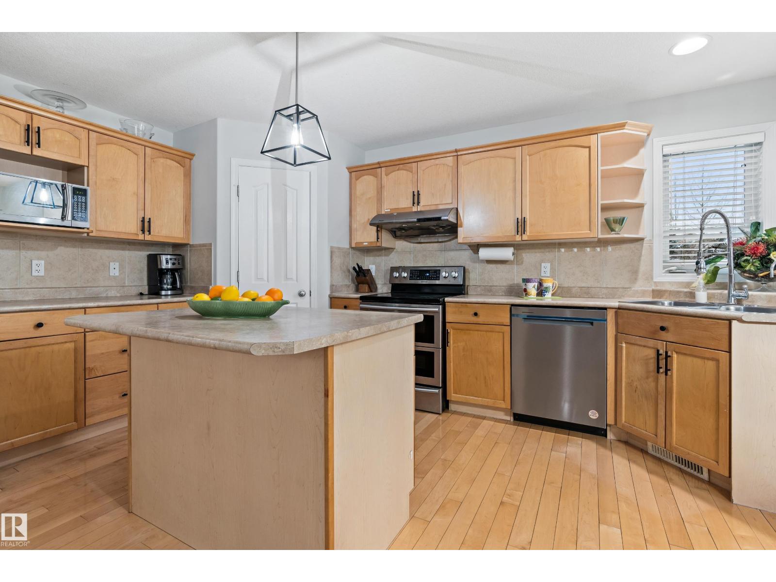 20432 50 Av Nw, Edmonton, Alberta  T6M 2Z8 - Photo 9 - E4467963