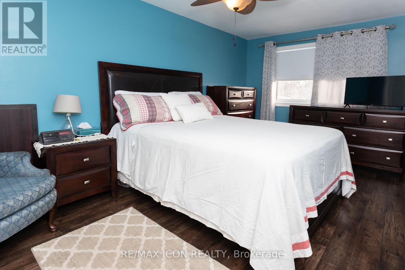 22 Shea Crescent, Kitchener, Ontario  N2E 1E8 - Photo 11 - X12628304