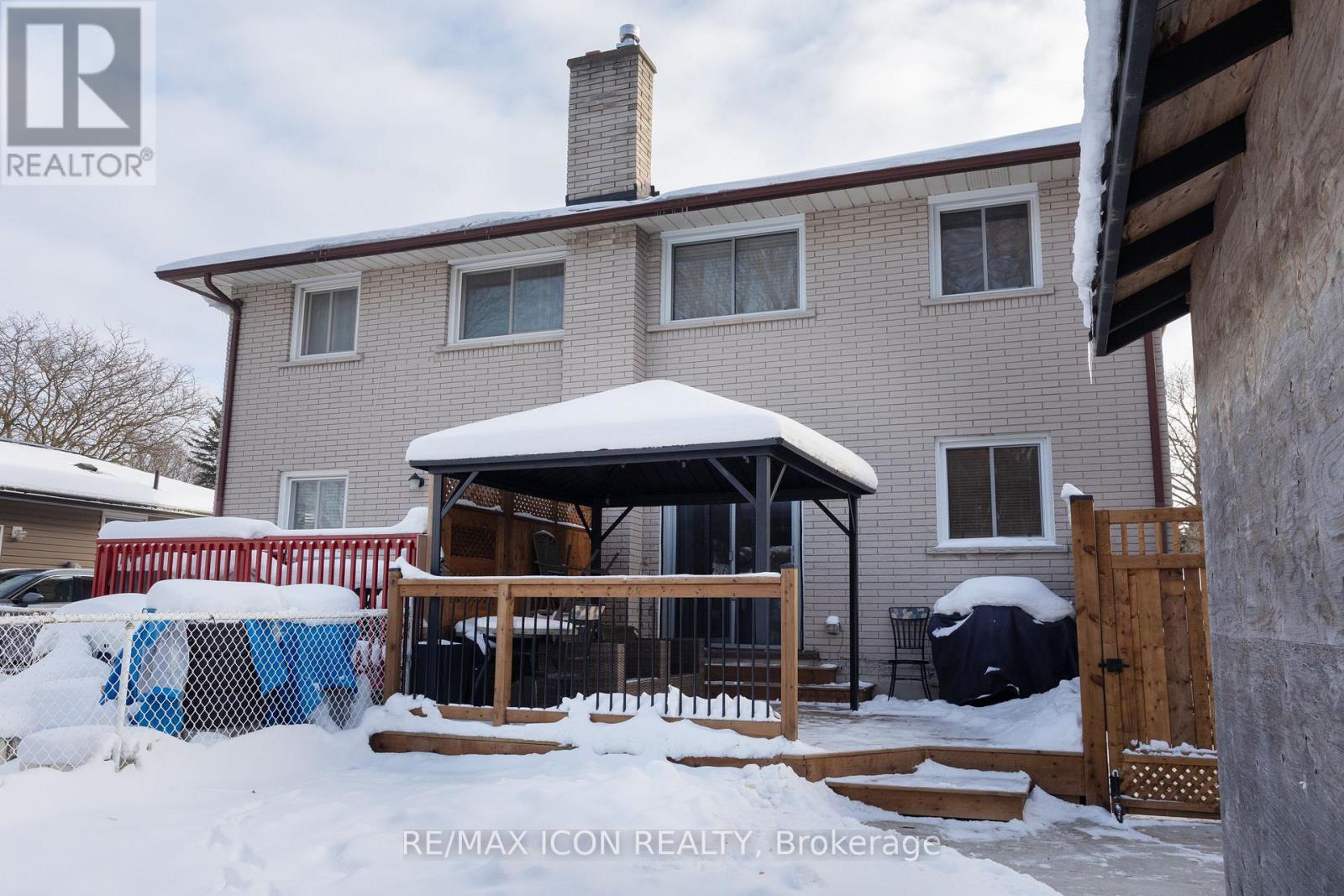 22 Shea Crescent, Kitchener, Ontario  N2E 1E8 - Photo 23 - X12628304