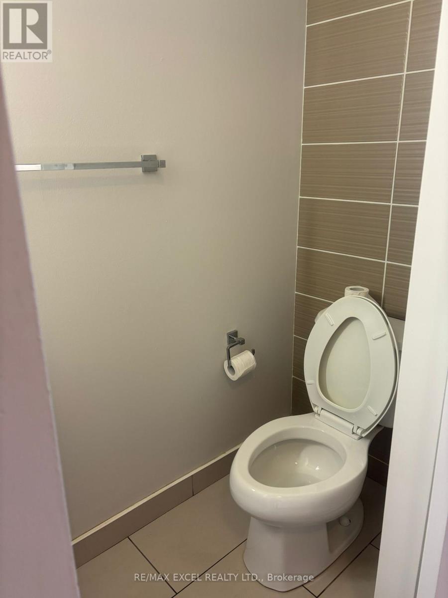 525 - 5 Hanna Avenue, Toronto, Ontario  M6K 1X6 - Photo 23 - C12616624