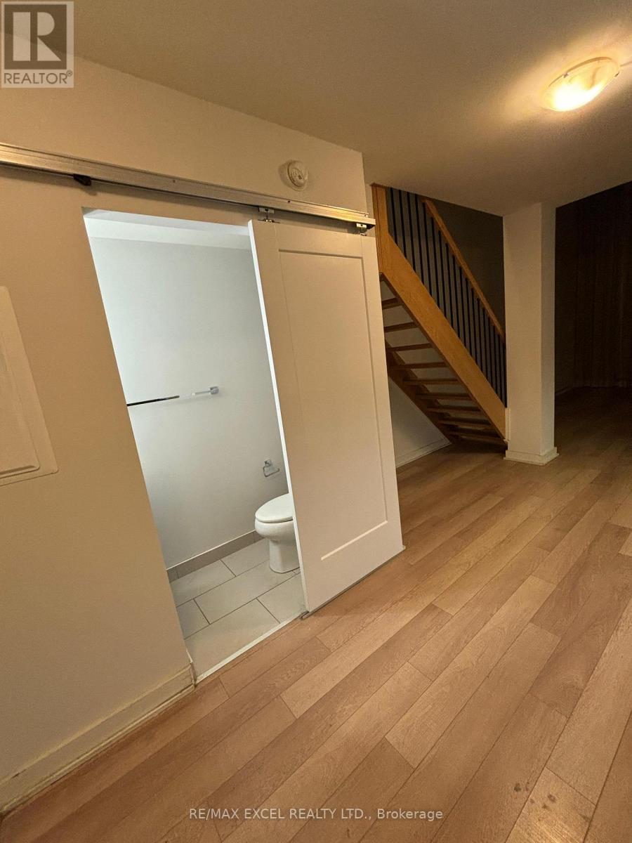 525 - 5 Hanna Avenue, Toronto, Ontario  M6K 1X6 - Photo 12 - C12616628