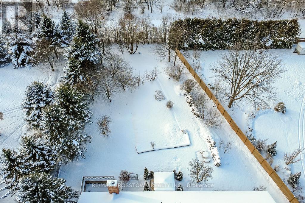 25 Cunningham Drive, Essa, Ontario  L0L 2N0 - Photo 42 - N12615474