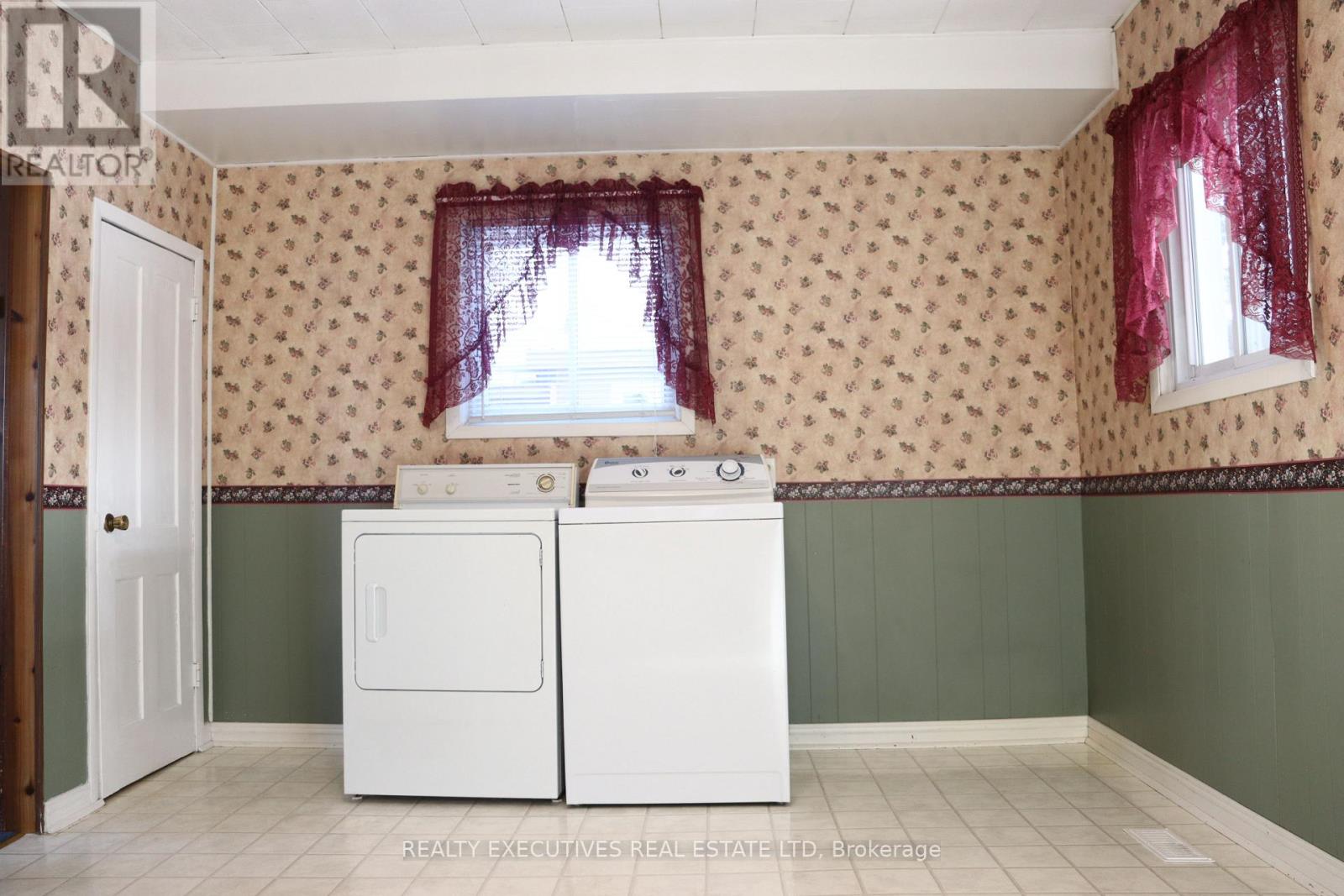 38 Hummel Street, North Dundas, Ontario K0C 2K0 - Photo 18 - X12628408