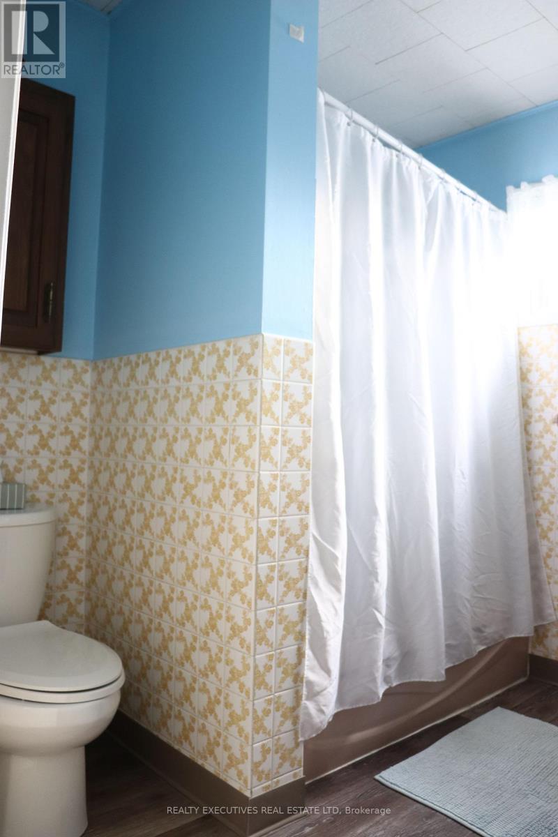 38 Hummel Street, North Dundas, Ontario K0C 2K0 - Photo 28 - X12628408