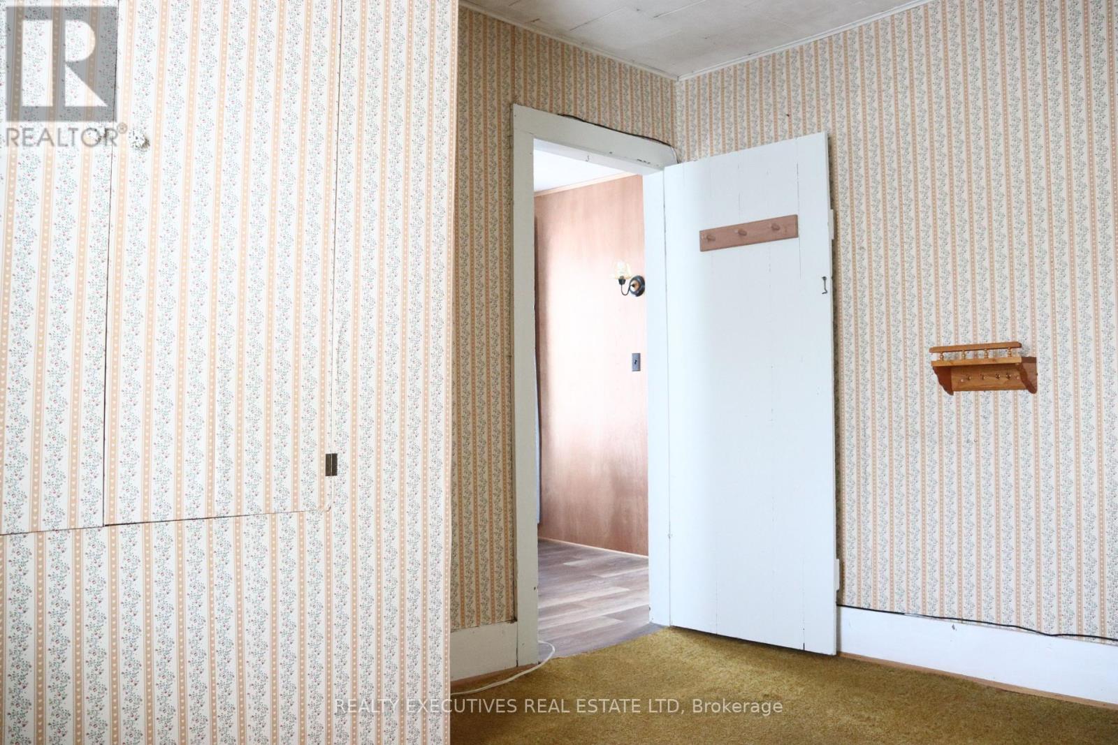 38 Hummel Street, North Dundas, Ontario K0C 2K0 - Photo 32 - X12628408