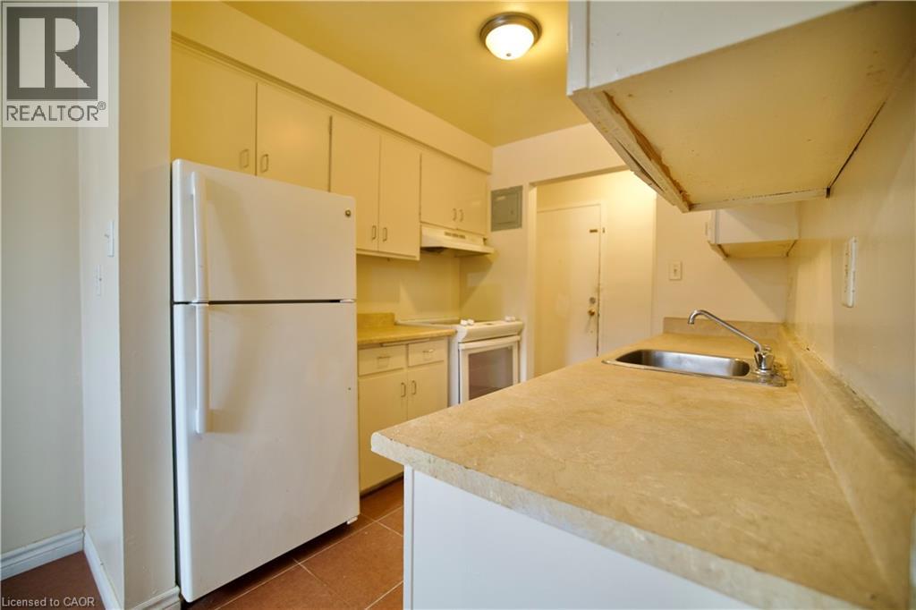 223 Heiman Street Unit# 2, Kitchener, Ontario  N2M 3M2 - Photo 5 - 40793445