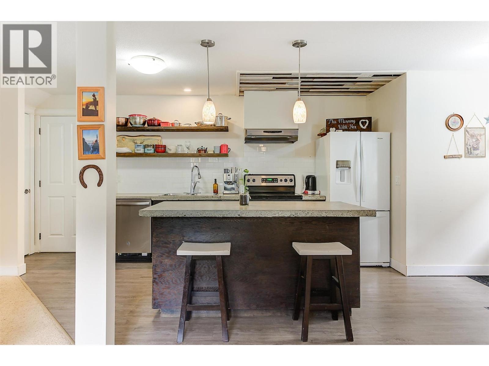 737 Kuipers Crescent, Kelowna, British Columbia  V1W 5H4 - Photo 66 - 10370923