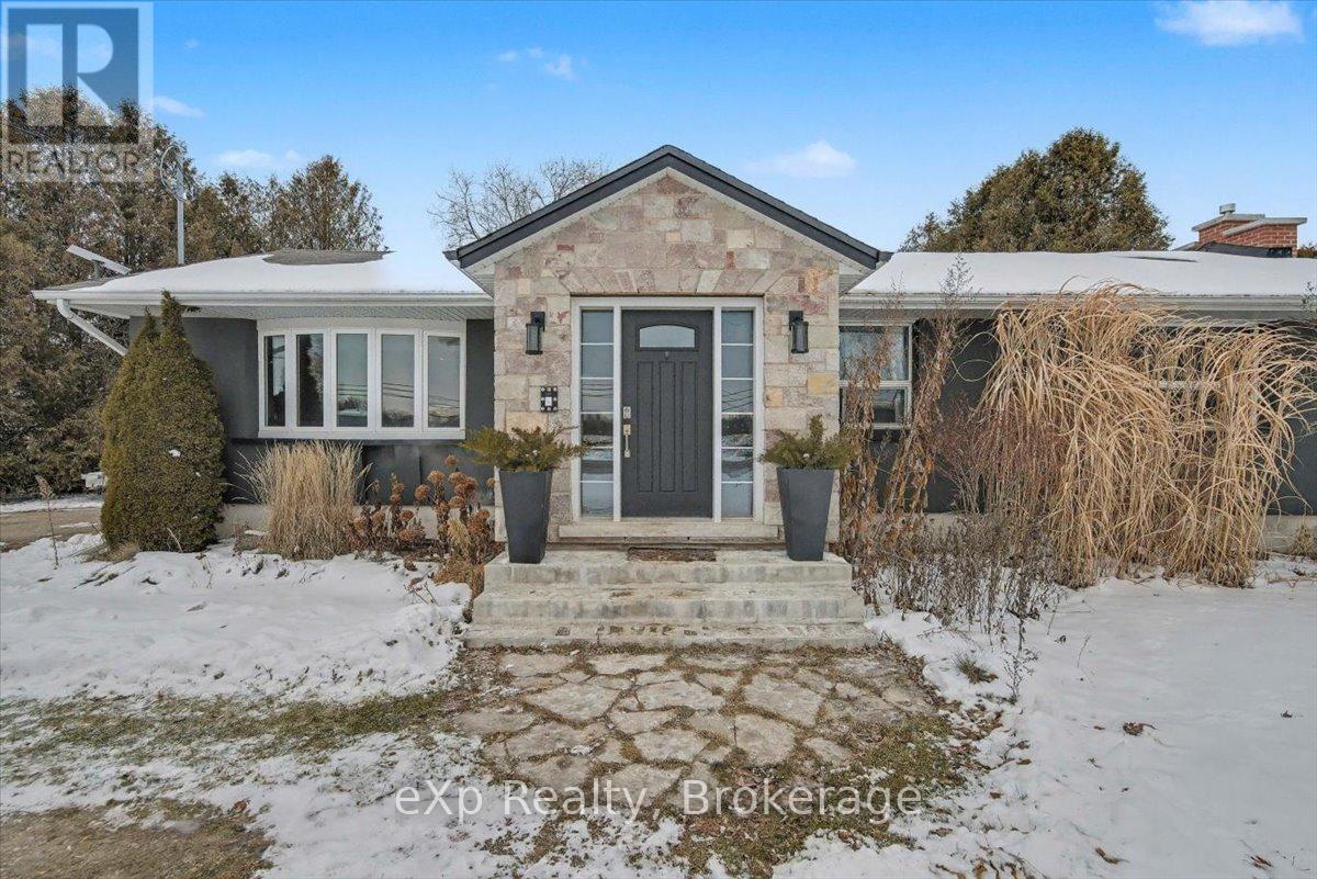 7922 Hwy 7 Highway, Guelph/eramosa, Ontario  N1H 6H8 - Photo 33 - X12626966