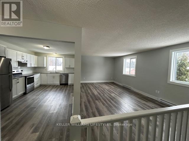 1 - 83 Marlborough Avenue, London South, Ontario  N5Z 3S4 - Photo 4 - X12489052