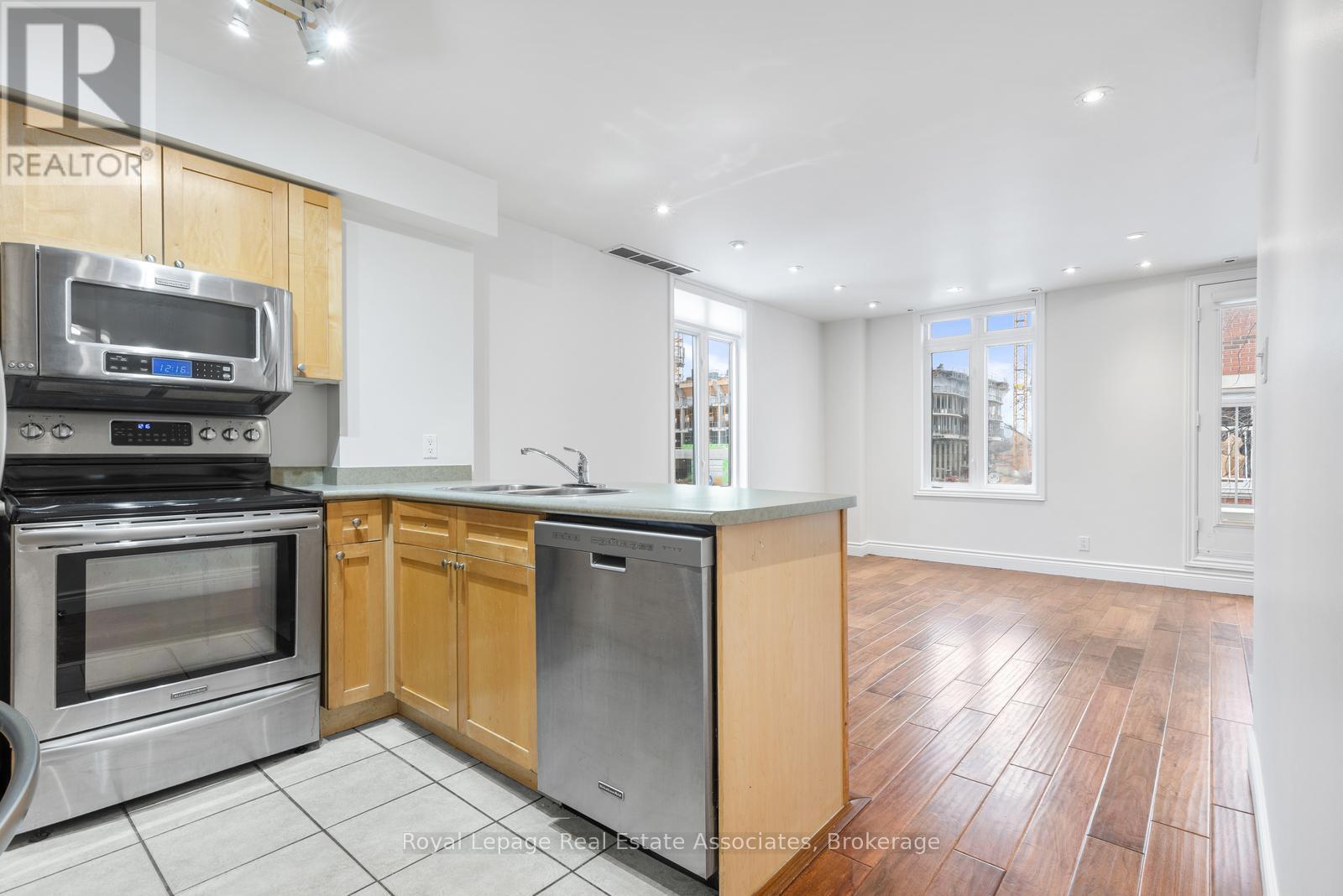 1811 - 12 Sudbury Street, Toronto, Ontario M6J 3W7 - Photo 14 - C12628338