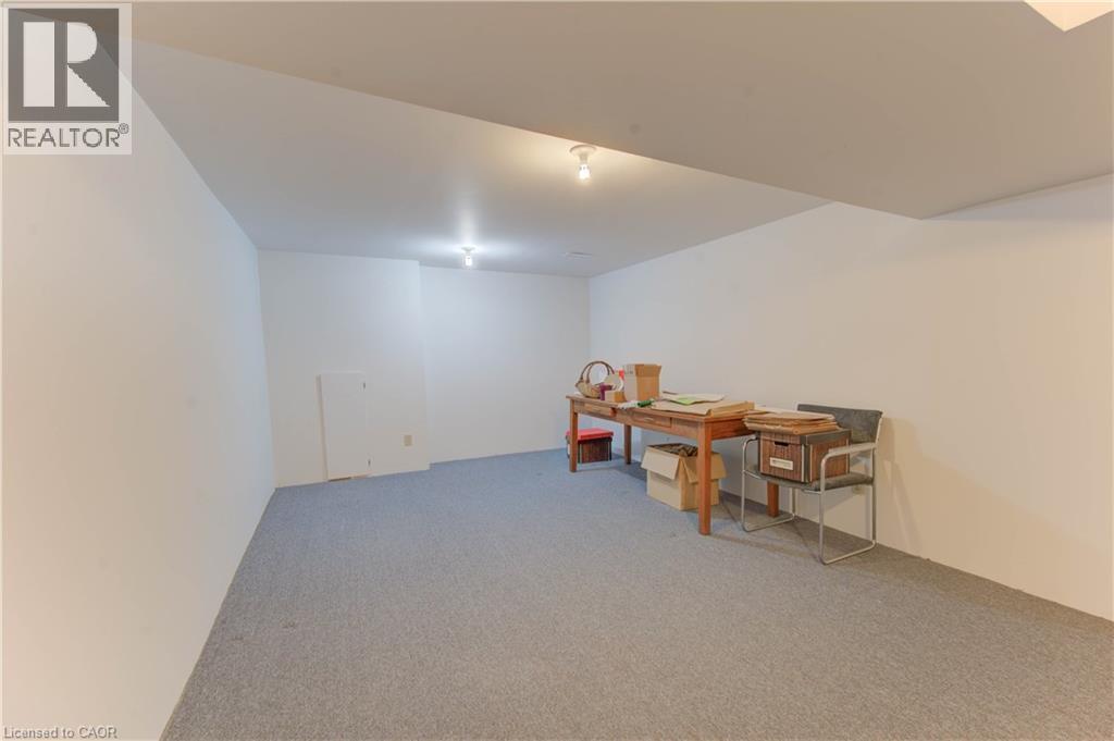 33 Manor Drive, Kitchener, Ontario  N2A 2T9 - Photo 30 - 40793568