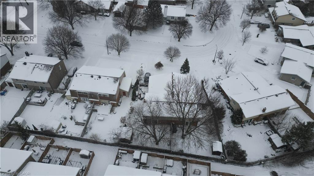 33 Manor Drive, Kitchener, Ontario  N2A 2T9 - Photo 35 - 40793568