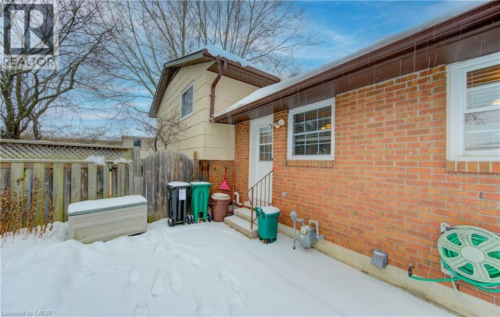 33 Manor Drive, Kitchener, Ontario  N2A 2T9 - Photo 5 - 40793568