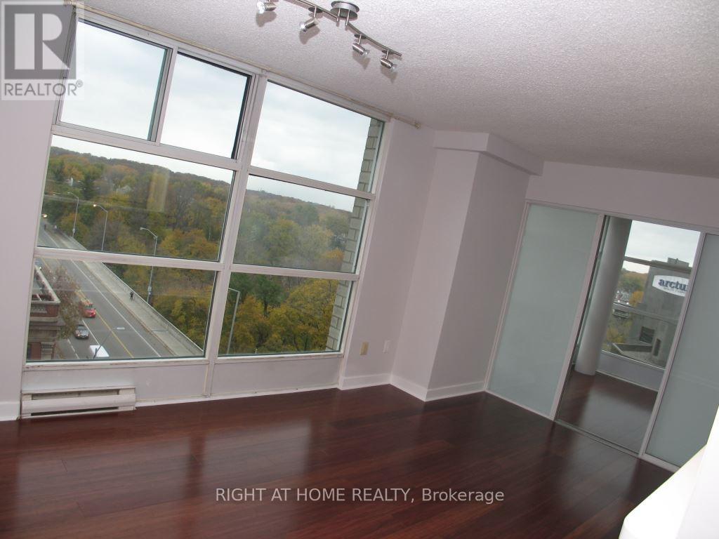 702 - 409 Bloor Street E, Toronto, Ontario  M4W 1H7 - Photo 5 - C12628390