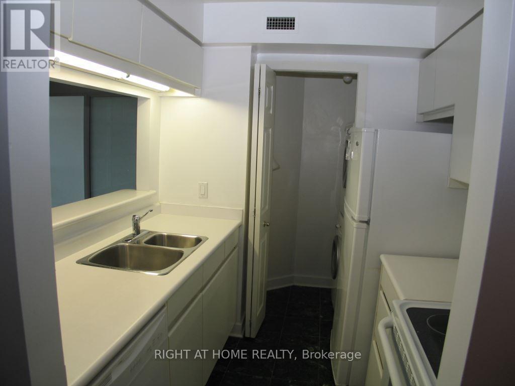 702 - 409 Bloor Street E, Toronto, Ontario  M4W 1H7 - Photo 6 - C12628390