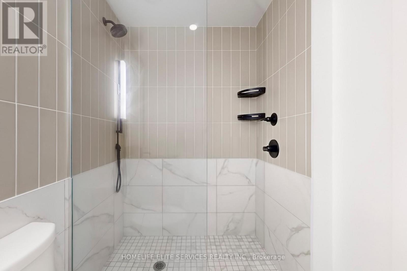 702 - 327 King Street W, Toronto, Ontario  M5V 0W7 - Photo 35 - C12628428