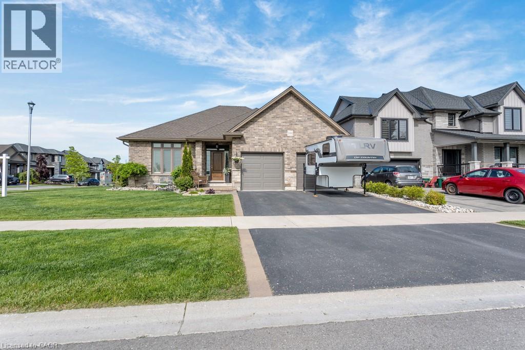 100 Tamarack Boulevard, Woodstock, Ontario N4S 0E2 - Photo 46 - 40793492