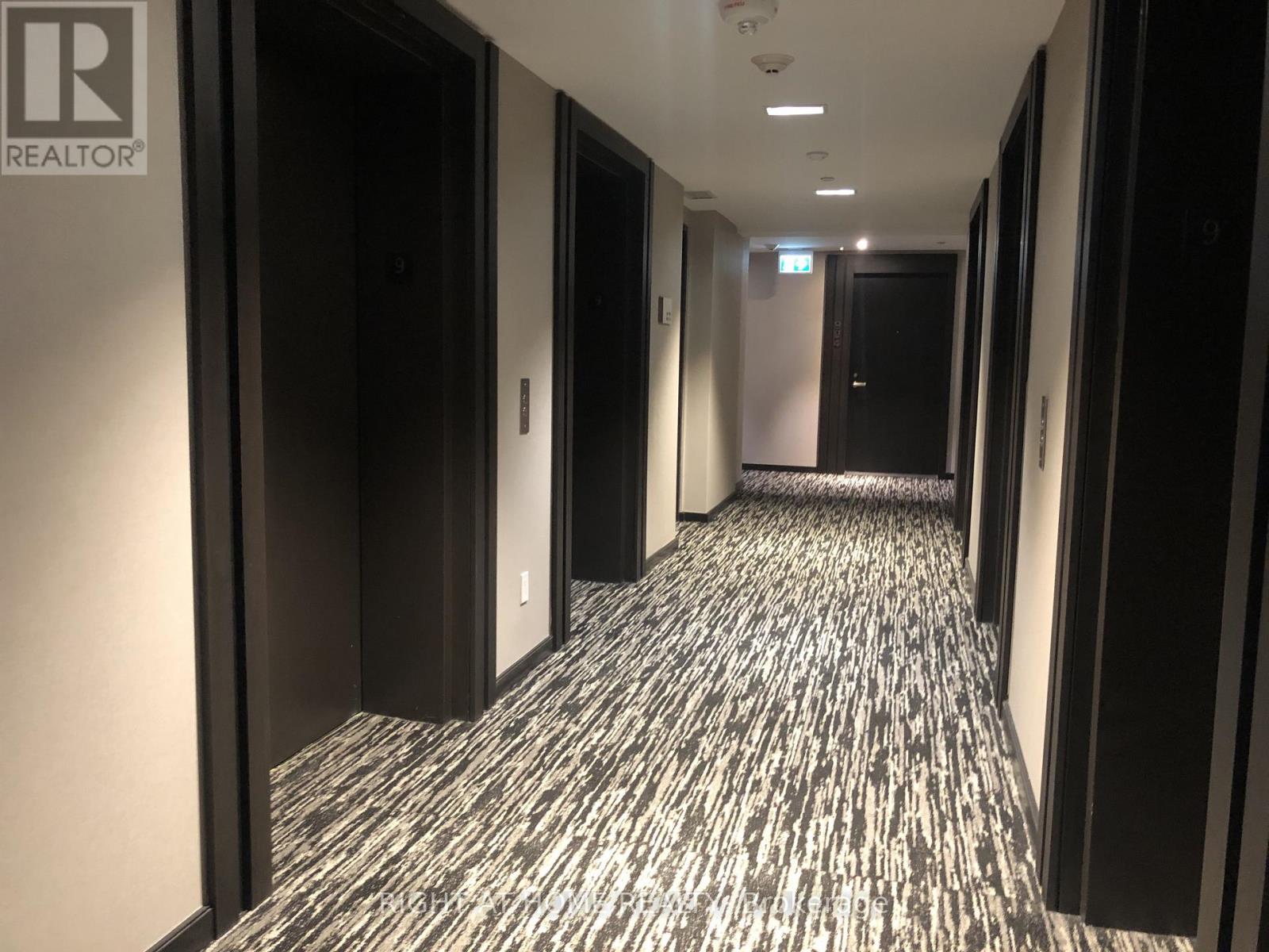 901 - 501 Yonge Street, Toronto, Ontario  M4Y 1Y4 - Photo 3 - C12466919