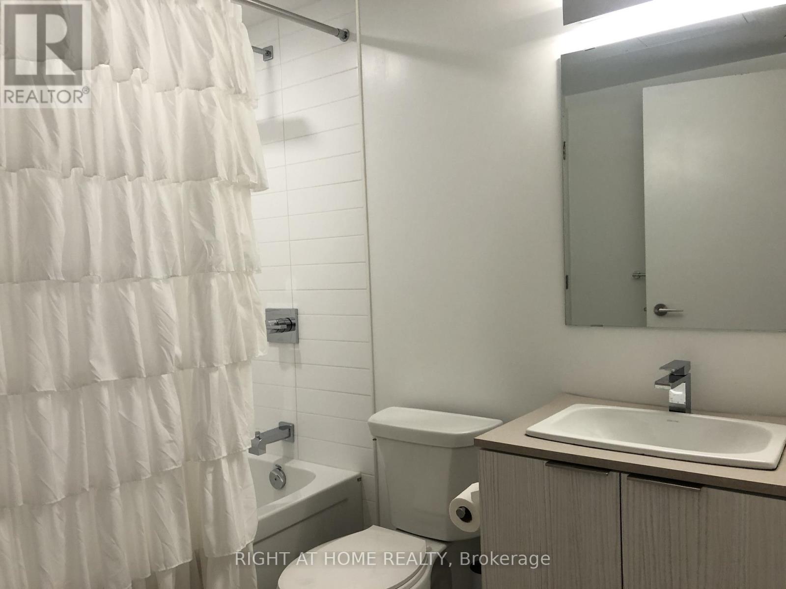 901 - 501 Yonge Street, Toronto, Ontario  M4Y 1Y4 - Photo 9 - C12466919