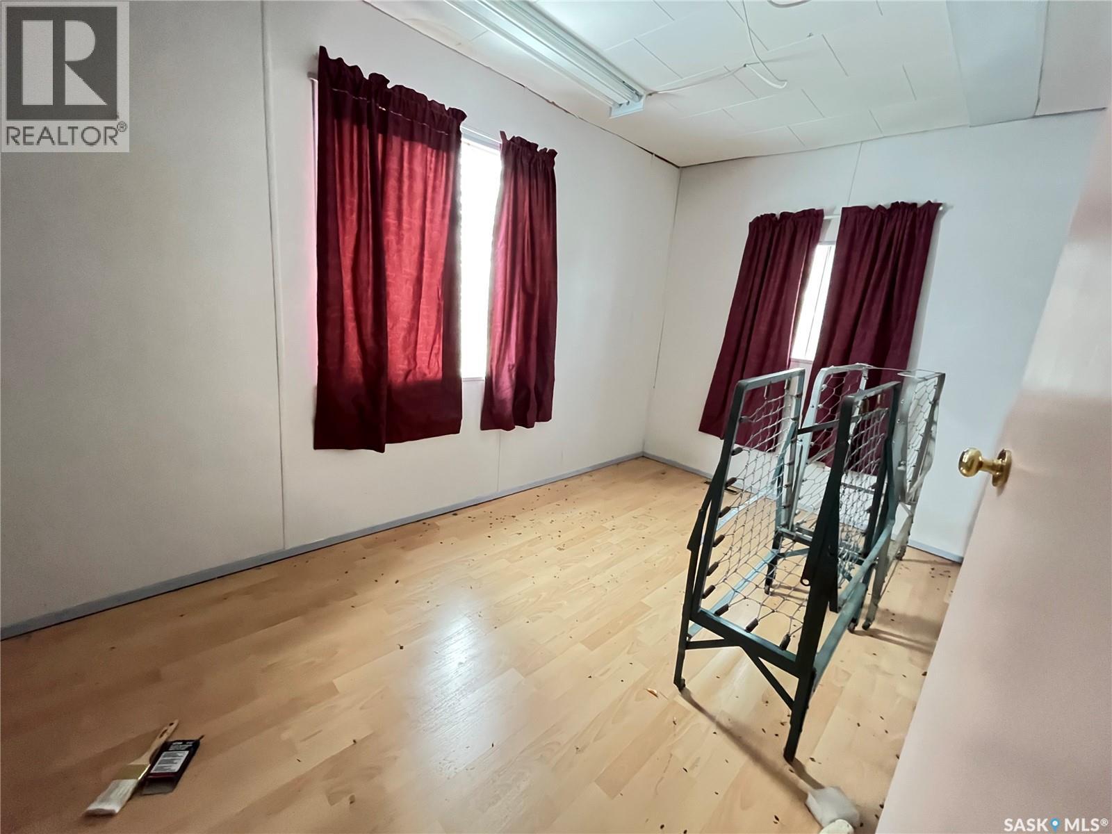 314 Lonsdale Street, Maple Creek, Saskatchewan  S0N 1N0 - Photo 11 - SK025537