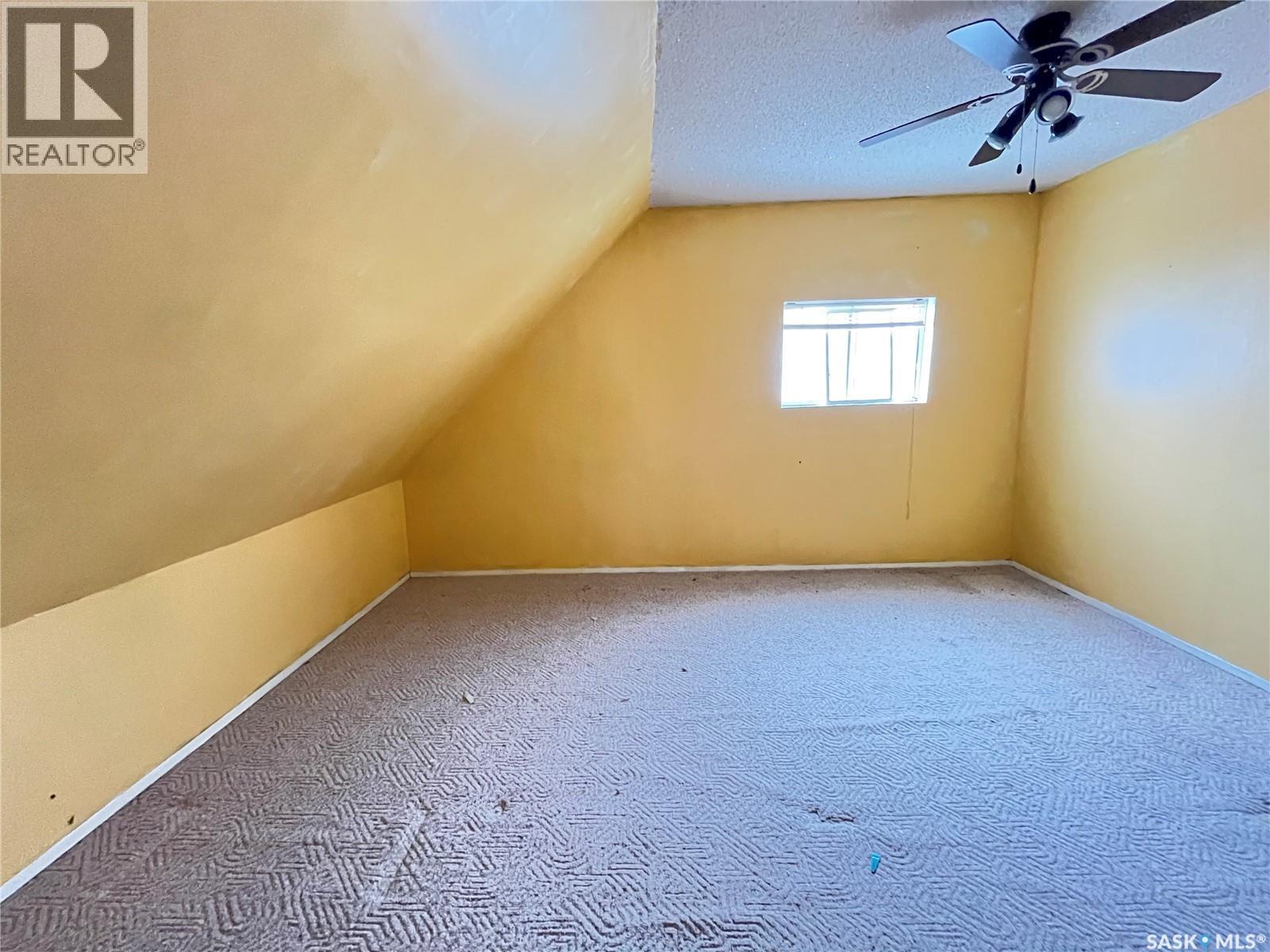 314 Lonsdale Street, Maple Creek, Saskatchewan  S0N 1N0 - Photo 12 - SK025537