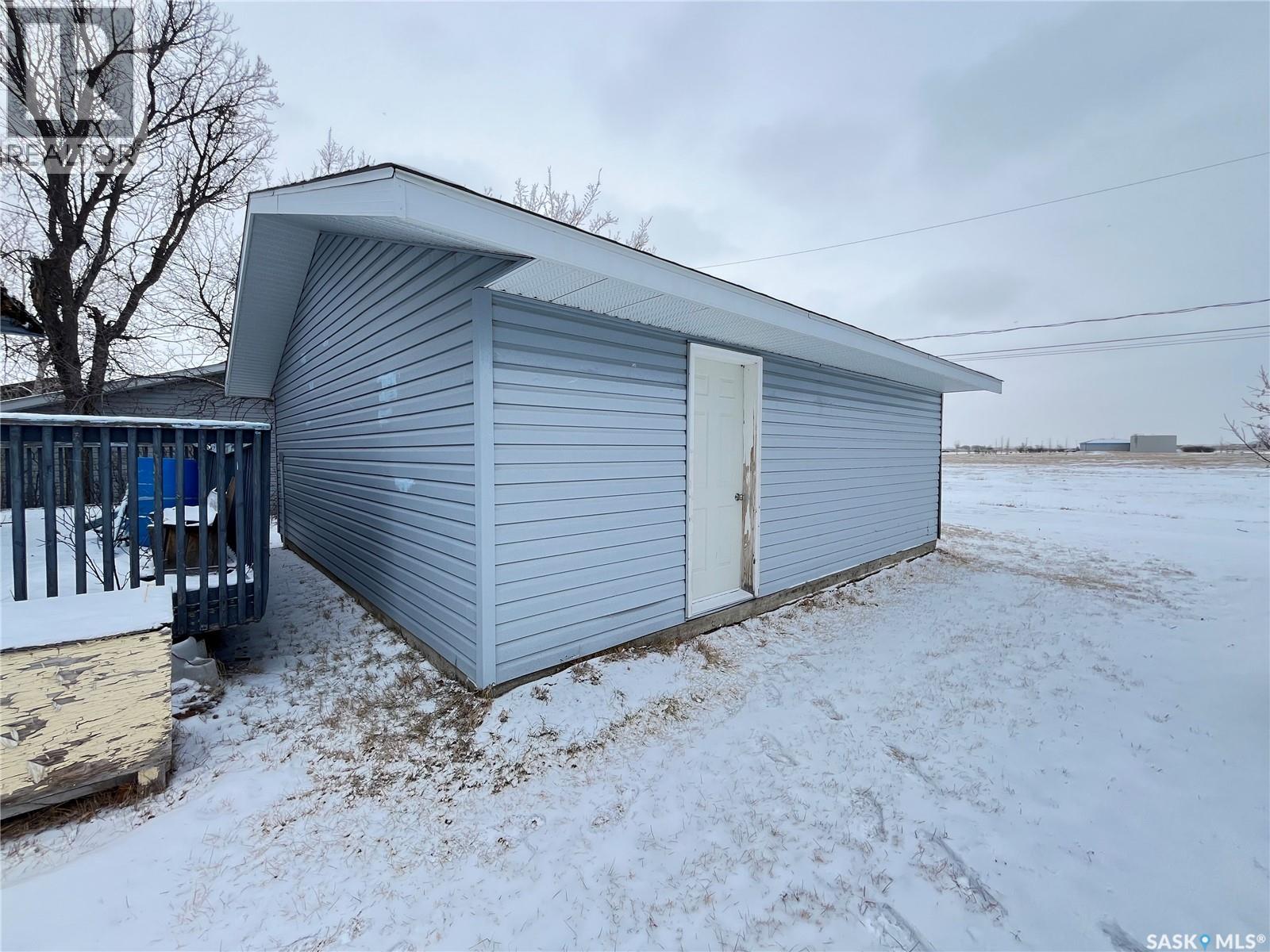 314 Lonsdale Street, Maple Creek, Saskatchewan  S0N 1N0 - Photo 4 - SK025537