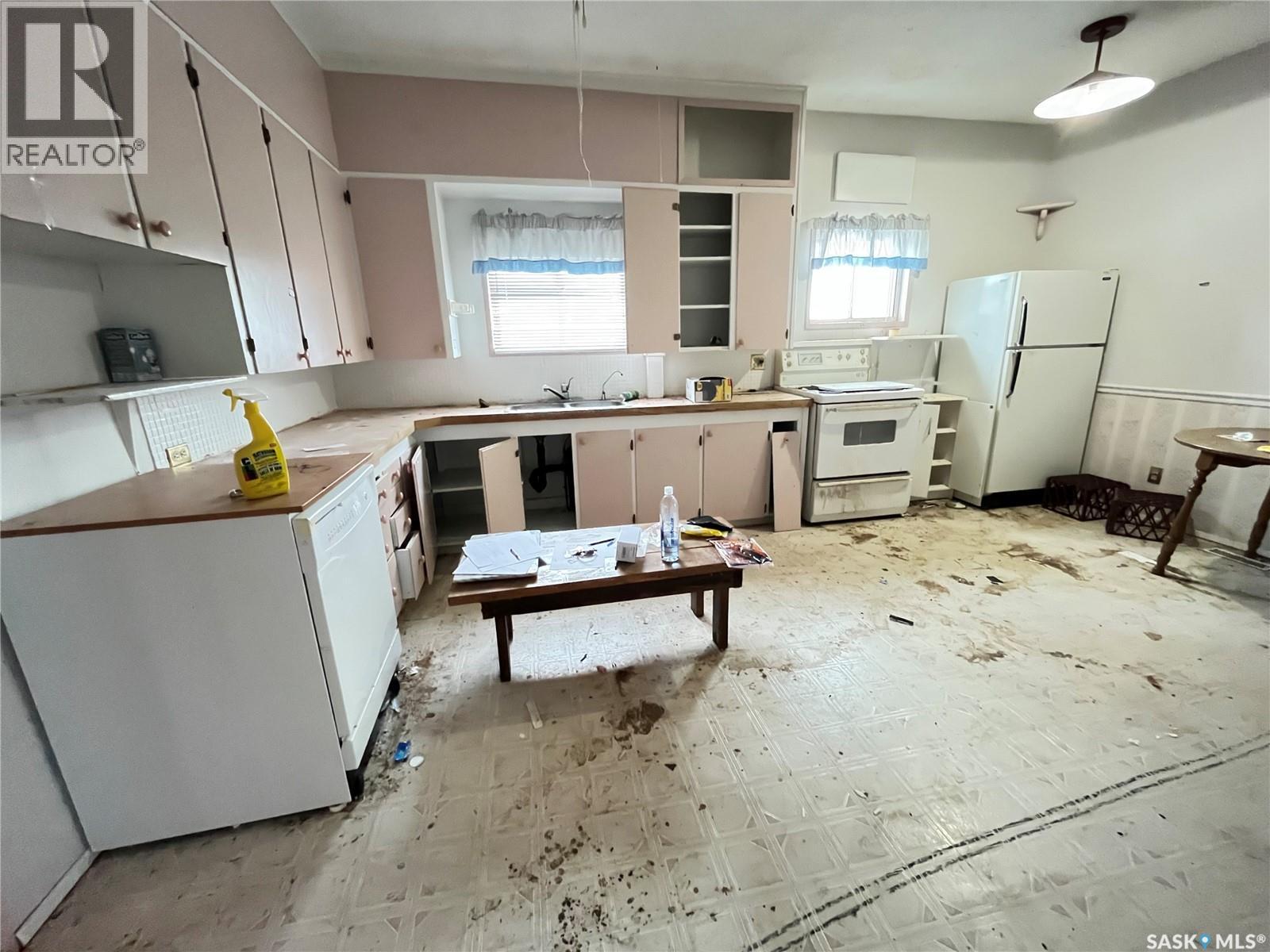 314 Lonsdale Street, Maple Creek, Saskatchewan  S0N 1N0 - Photo 6 - SK025537