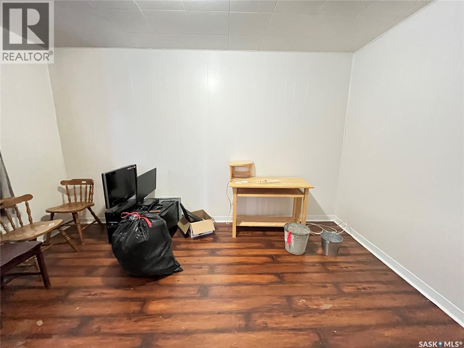 316 Lonsdale Street, Maple Creek, Saskatchewan  S0N 1N0 - Photo 14 - SK025531